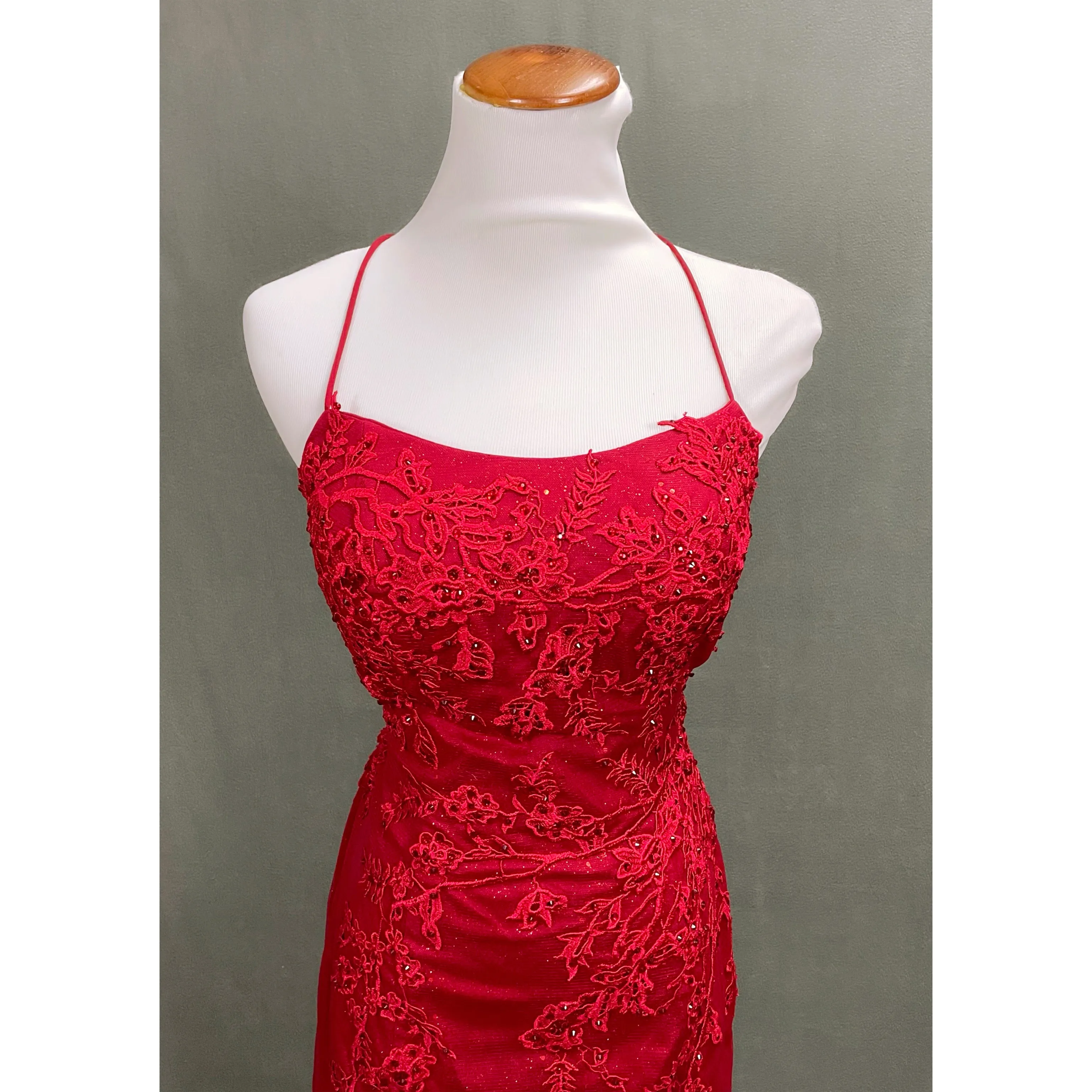 B. Darlin red dress, size 5/6