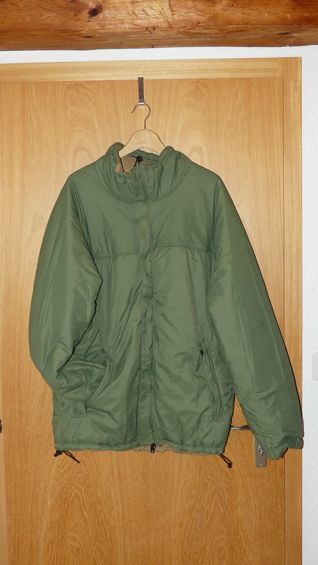 Jacket, Military thermal Jacket New British Army Reversible Thermal Jacket Size XL