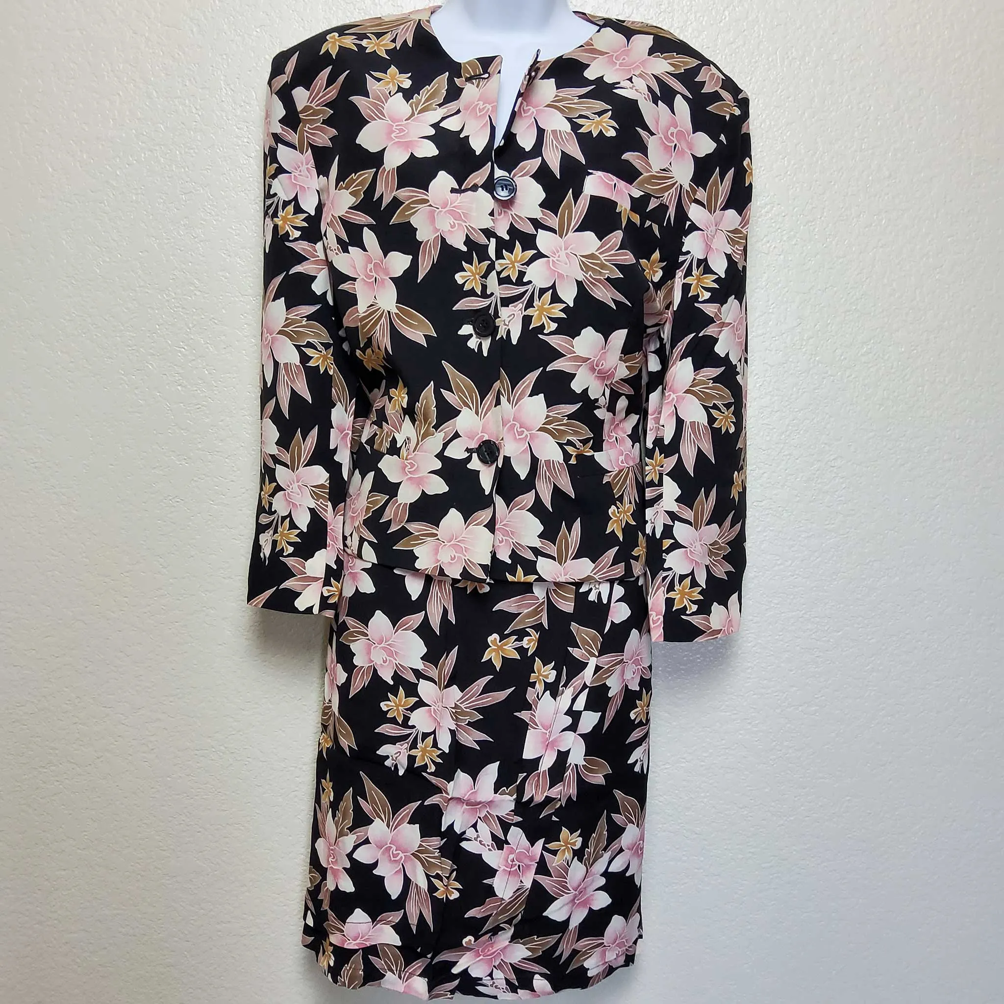Jones New York Black 2-Piece Suit with Pink Floral Pattern, Women's Size 12