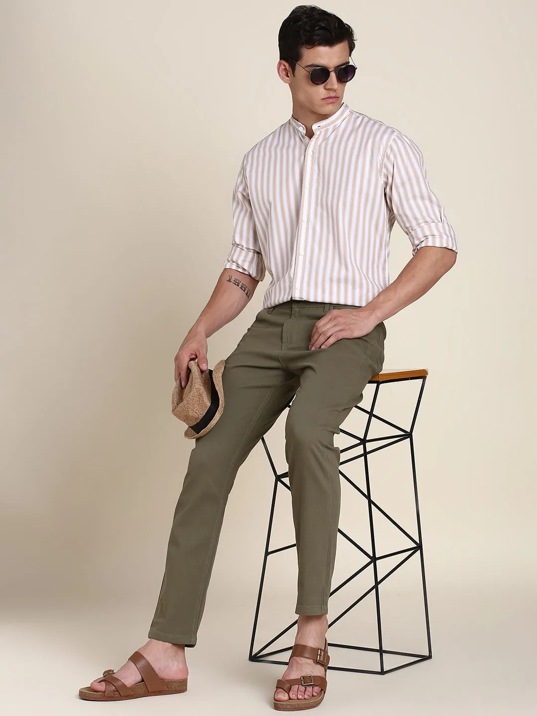 Men's Light Olive Solid Chino