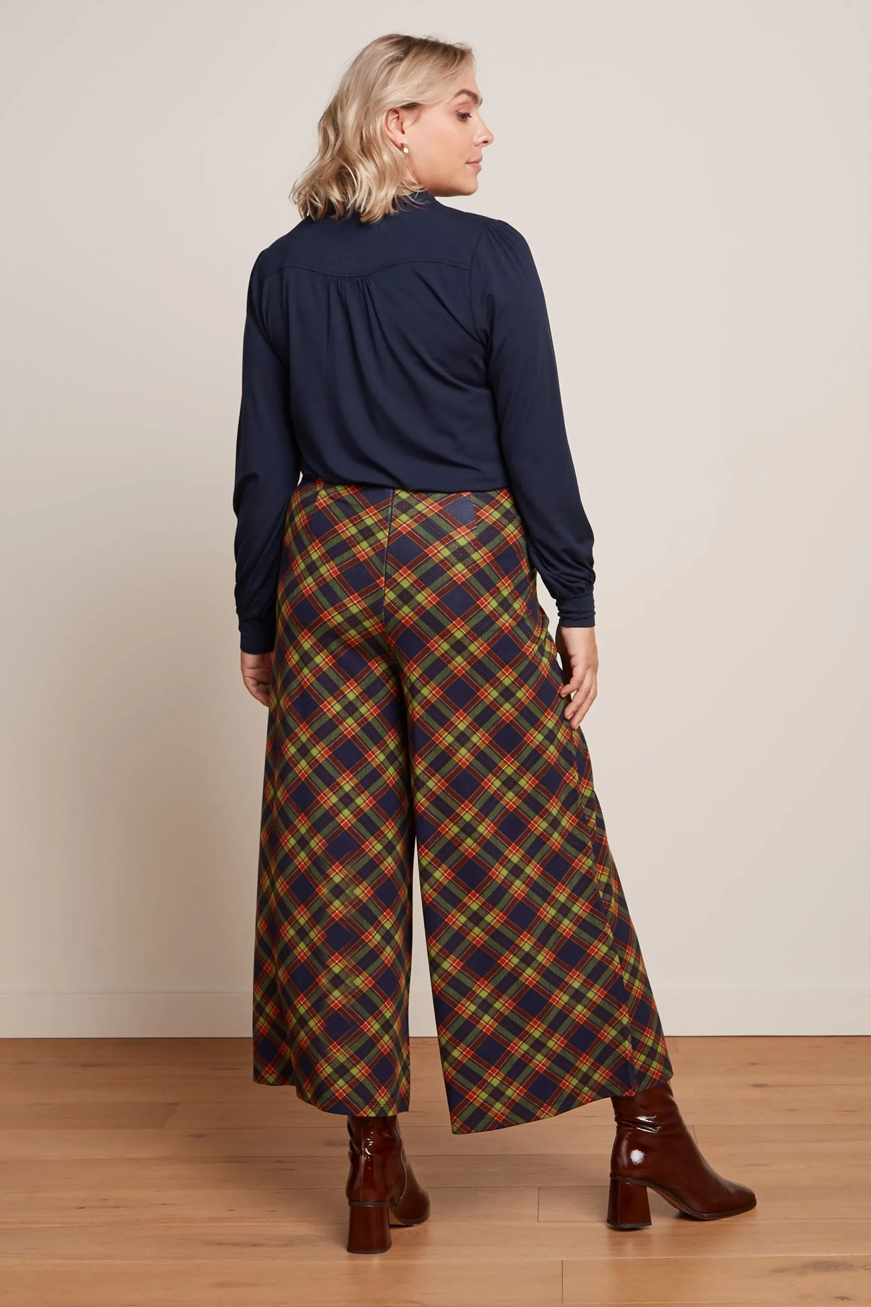 Pia Culotte - Bennet Check