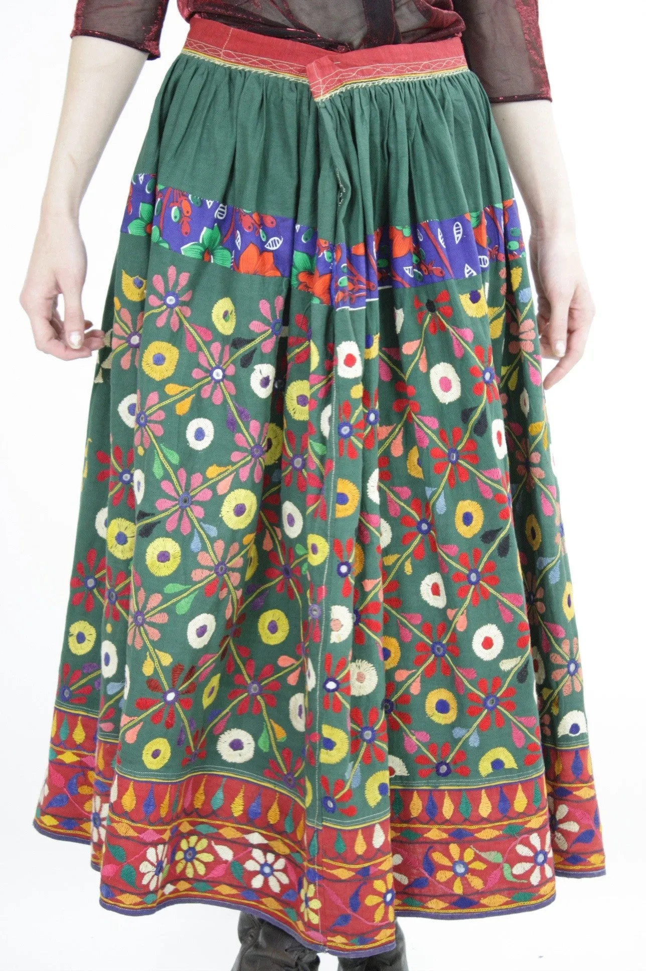 Vintage 70s Embroidered Hippie India Mirror skirt
