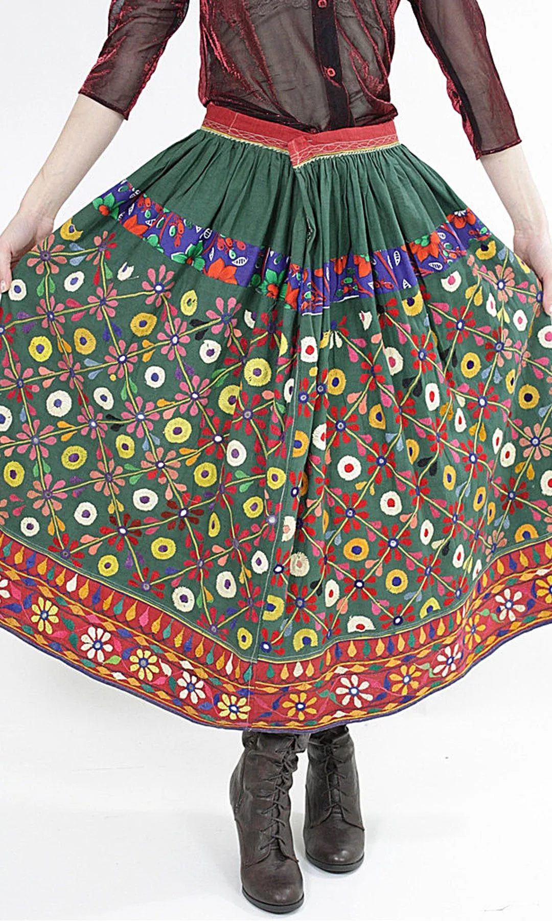 Vintage 70s Embroidered Hippie India Mirror skirt