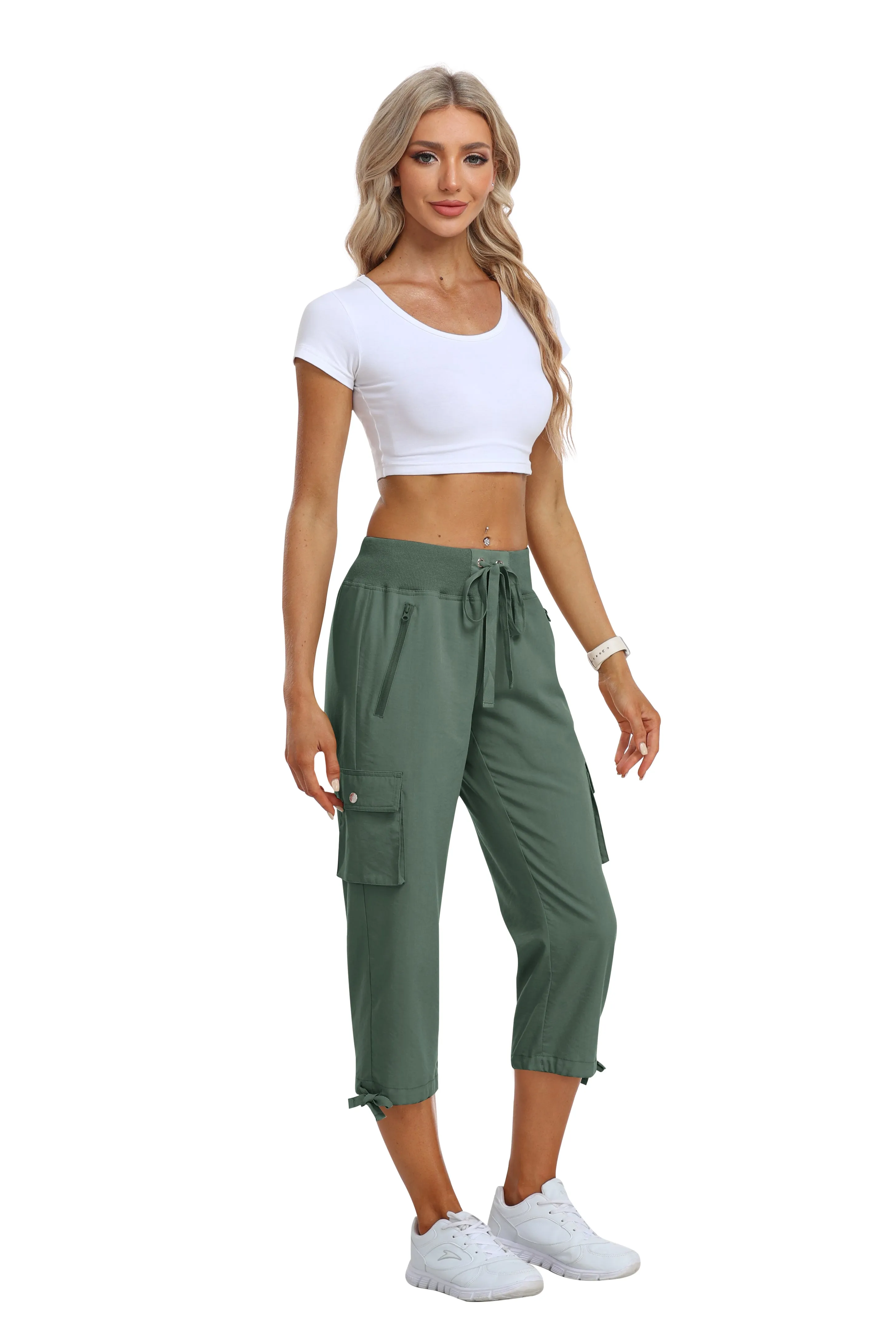Women's loose casual quick drying travel cargo capri pants